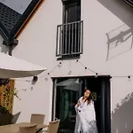 Dobre Katy Caloroczne Nyaraló *