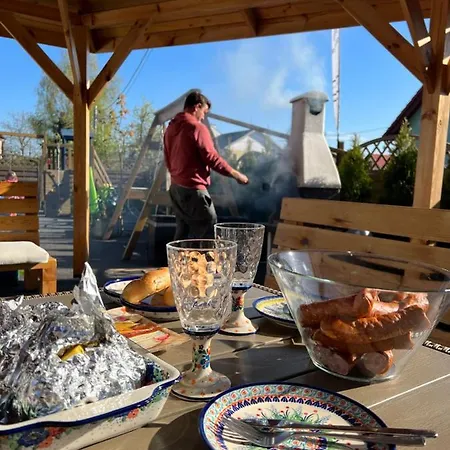 Dobre Katy Caloroczne בית נופש