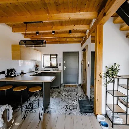 Dobre Katy Caloroczne * Kąty Rybackie