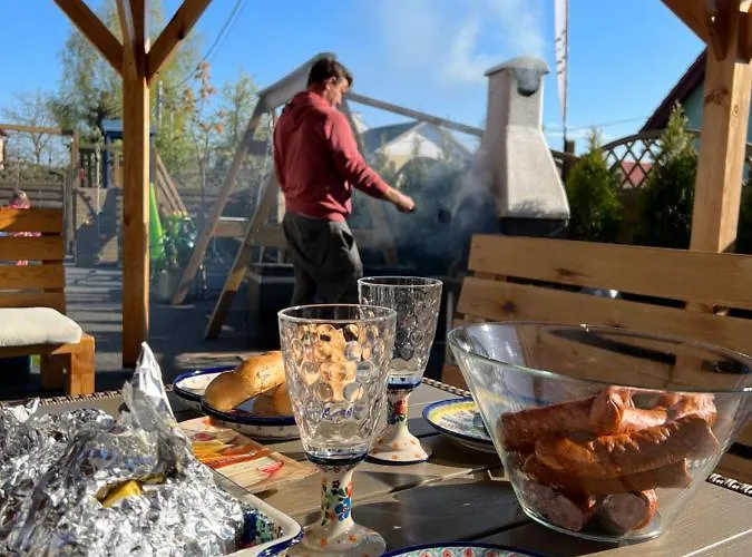 Dobre Katy Caloroczne Hébergement de vacances