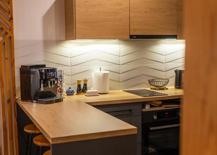 Dobre Katy Caloroczne * Kąty Rybackie